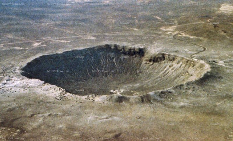 Файл:Barringer Meteor Crater.jpg