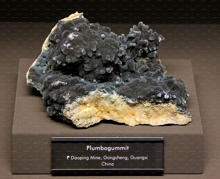 Файл:Plumbogummite china terramineralia td.JPG